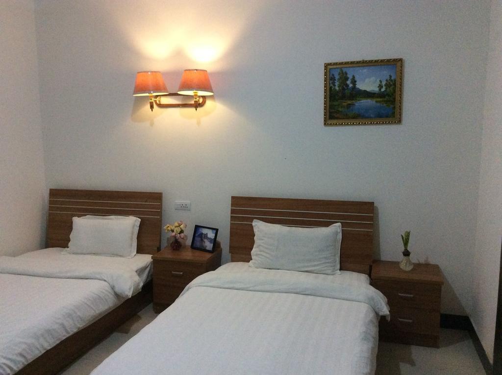 Huashan International Youth Hostel Huayin Room photo